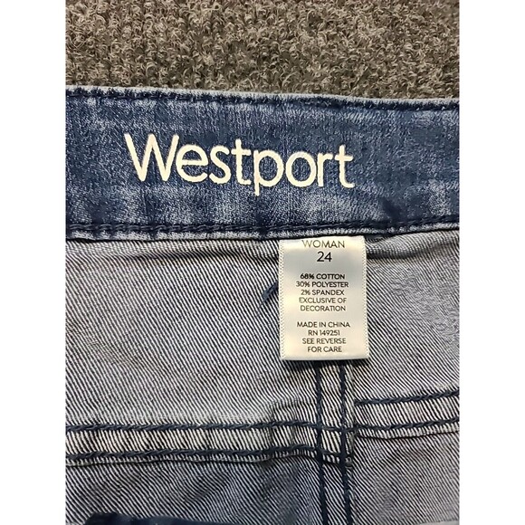 Westport Plus Denim Skirt Womens 24W Pockets Stretch Floral Dedign VGC - Picture 3 of 6